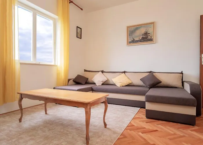 Rinada - Zf Hvar Apartament