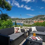 Rinada - Zf Hvar Апартаменти