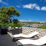 Апартаменти Rinada - Zf Hvar