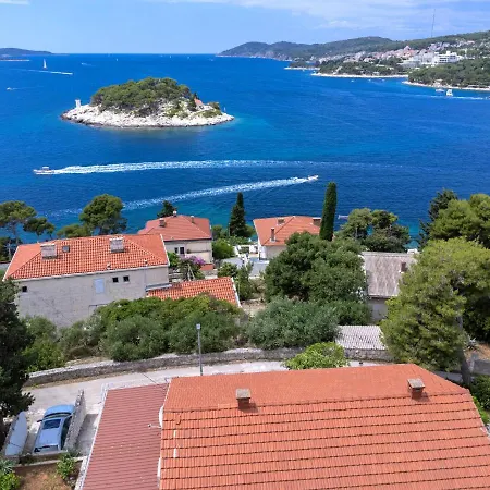 Rinada - Zf Hvar Lägenhet