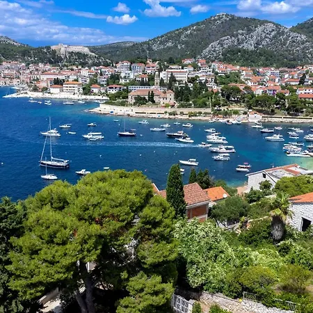 Rinada - Zf Hvar Apartman